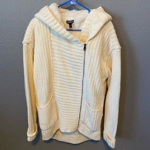 Brand new coat. Creamy color size medium